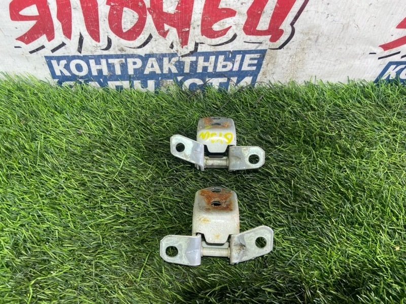 Петля двери MAZDA ATENZA GY3W L3VE передняя левая (б/у)