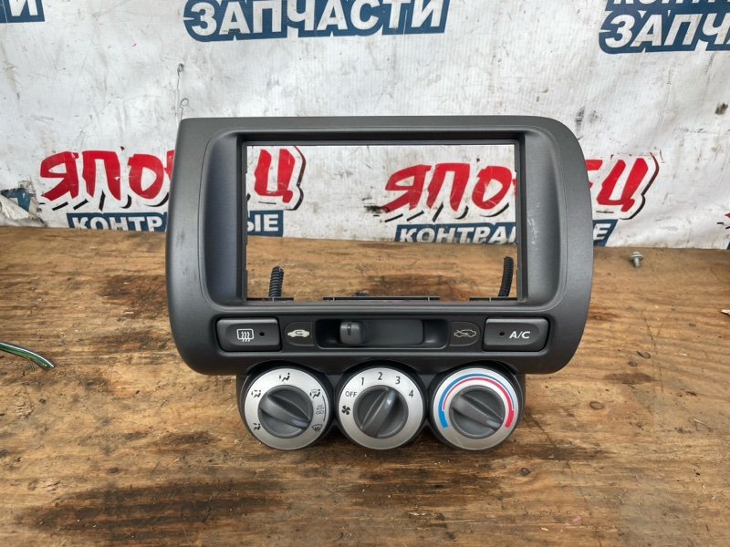 Блок управления климат-контролем HONDA FIT GD1 L13A (б/у)
