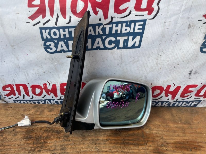Зеркало TOYOTA ALPHARD MNH15 1MZ-FE правое (б/у)