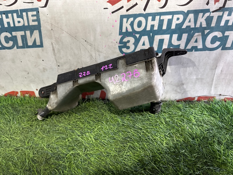 Блок предохранителей под капот TOYOTA COROLLA SPACIO ZZE122 1ZZ-FE (б/у)