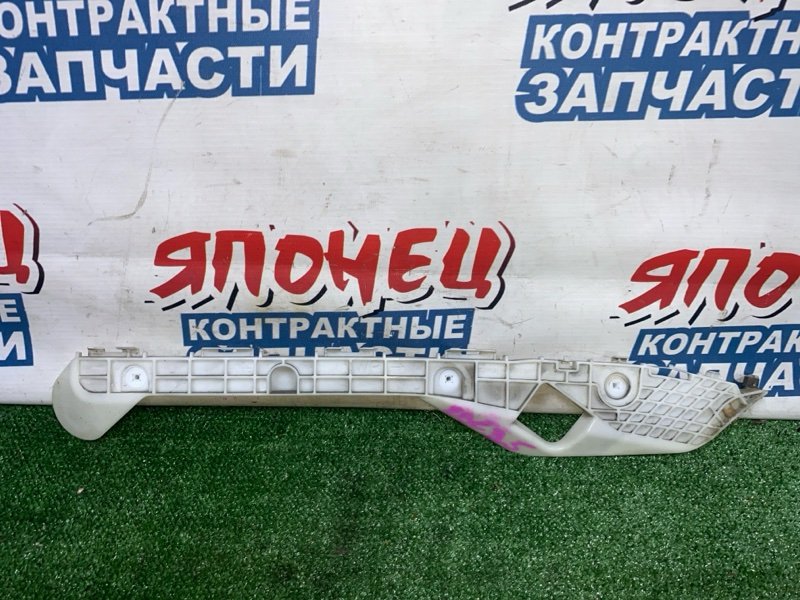 Крепление бампера TOYOTA WISH ZGE20 2ZR-FAE заднее правое (б/у)