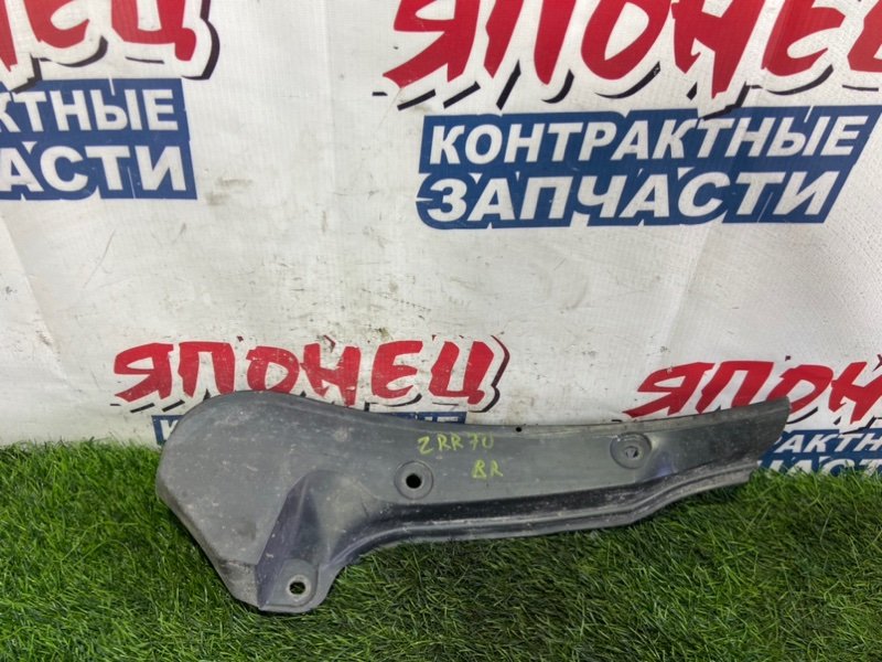 Подкрылок TOYOTA NOAH ZRR70 3ZR-FAE задний правый (б/у)