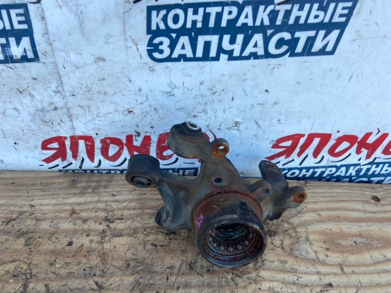 Цапфа TOYOTA CROWN JZS151 1JZ-GE задняя правая (б/у)