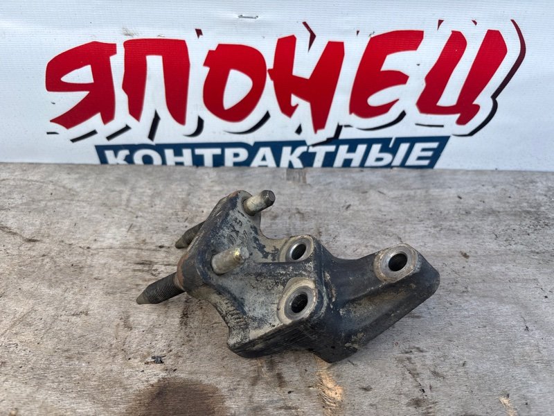 Кронштейн опоры двигателя HONDA B20B (б/у)