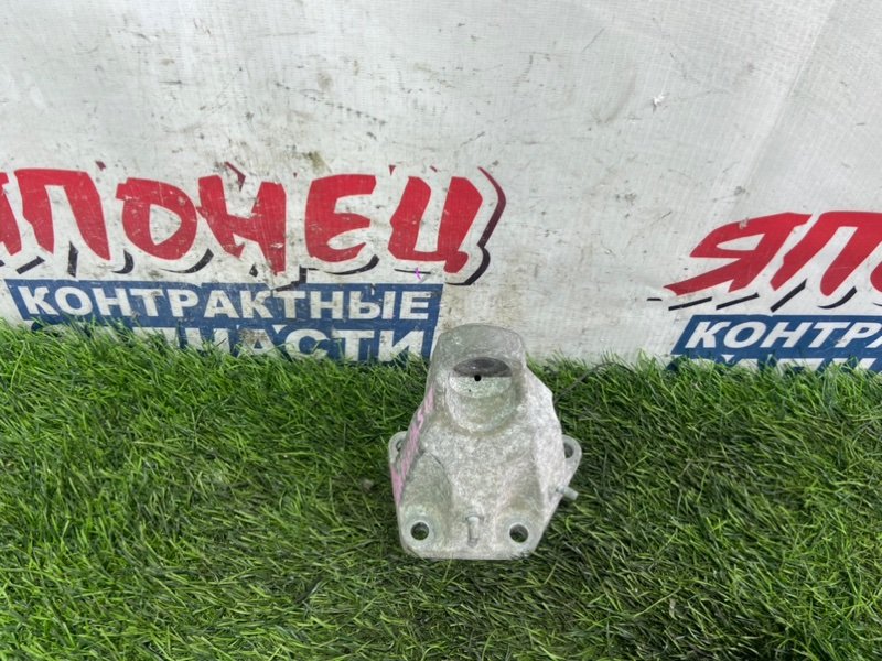Кронштейн опоры двигателя TOYOTA CROWN GRS182 3GR-FSE (б/у)
