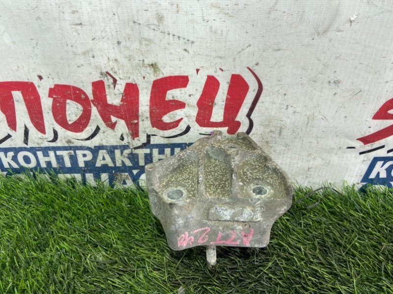 Кронштейн опоры двигателя TOYOTA ALLION AZT240 1AZ-FSE правый (б/у)