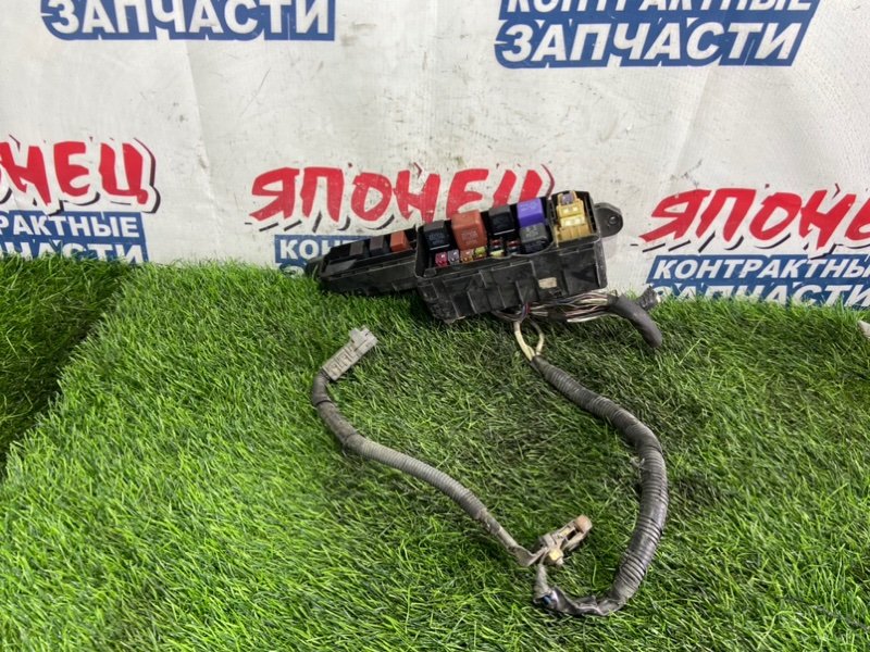 Блок предохранителей под капот TOYOTA CORONA PREMIO ST210 3S-FSE (б/у)