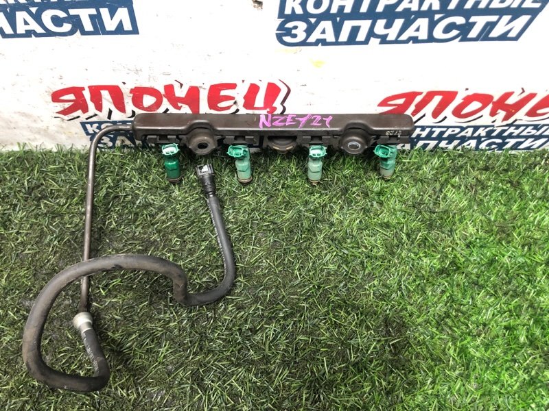 Форсунка TOYOTA COROLLA  SPACIO NZE121 1NZ-FE 2001 (б/у)