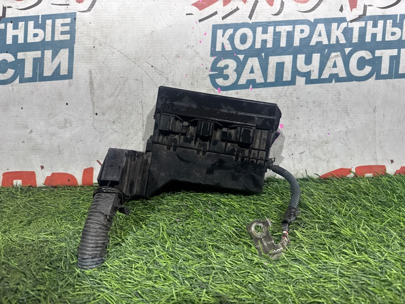 Блок предохранителей под капот NISSAN BLUEBIRD SYLPHY QG10 QG18DE (б/у)