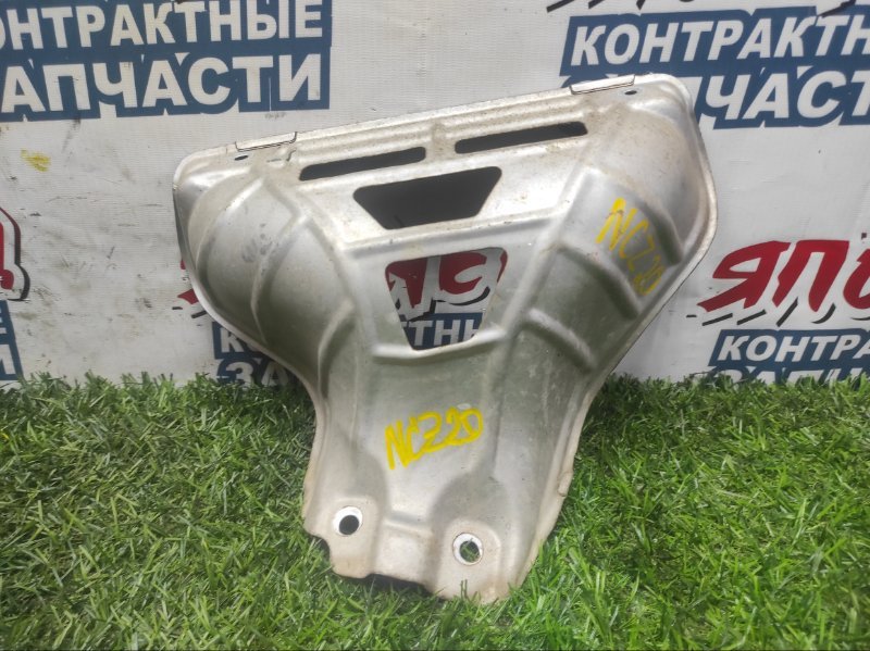 Защита выпускного коллектора TOYOTA RAUM NCZ20 1NZ-FE 2006 (б/у)