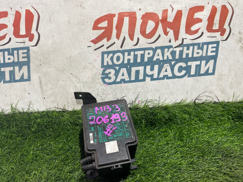 Блок предохранителей под капот HONDA DOMANI MB3 D15B (б/у)