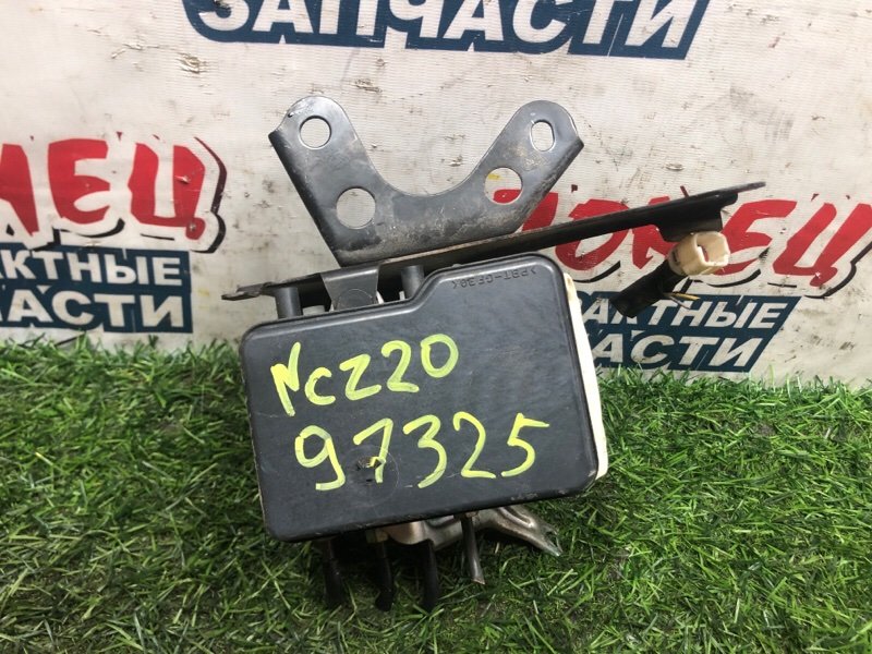 Блок abs TOYOTA RAUM NCZ20 1NZ-FE 2006 (б/у)