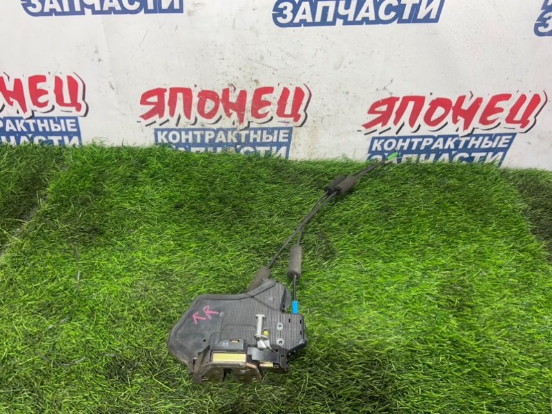 Замок двери TOYOTA HARRIER ACU35 2AZ-FE задний правый (б/у)