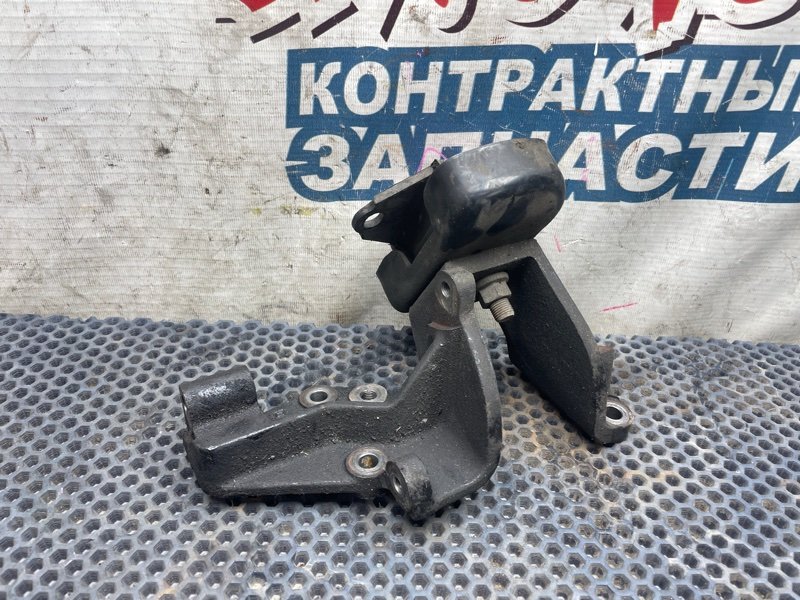 Подушка двигателя TOYOTA LITE ACE NOAH SR40 3S-FE 1997 правая (б/у)