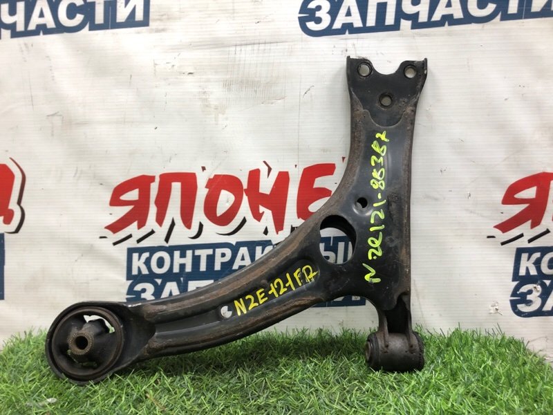 Рычаг нижний TOYOTA COROLLA  SPACIO NZE121 1NZ-FE 2001 передний правый (б/у)