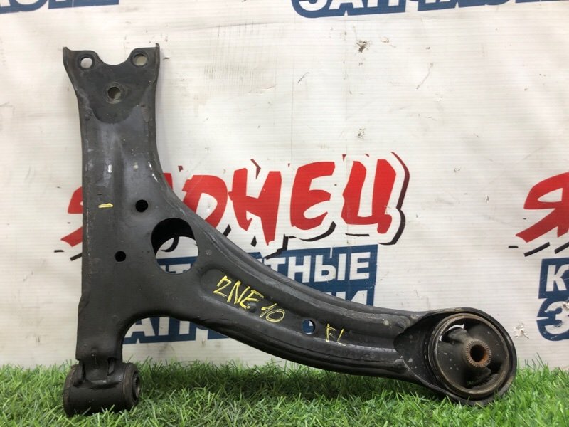 Рычаг нижний TOYOTA WISH ZNE10 1ZZ-FE 2006 передний левый (б/у)