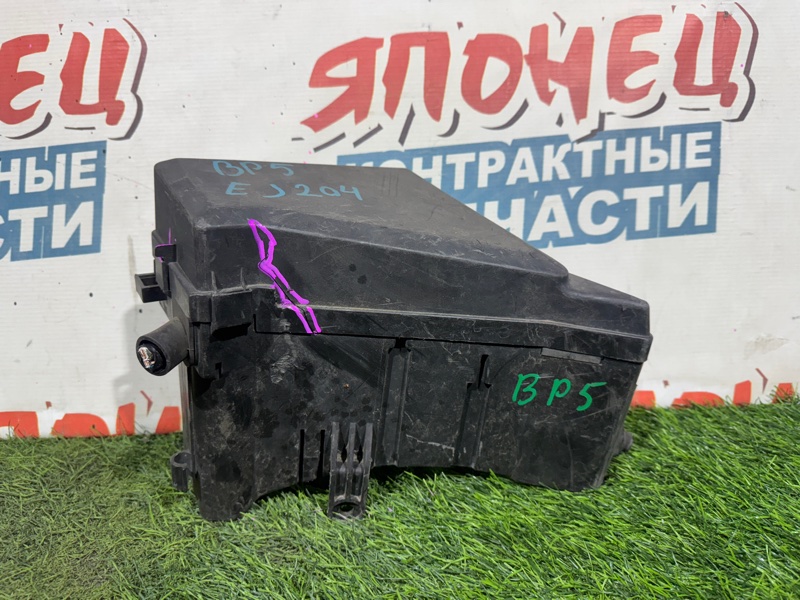 Блок предохранителей под капот SUBARU LEGACY BP5 EJ204 (б/у)
