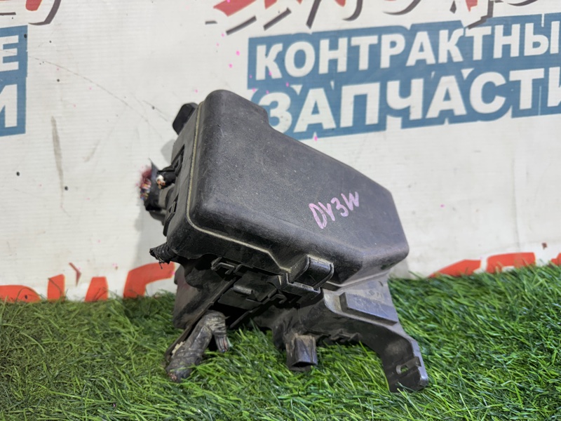 Блок предохранителей под капот MAZDA DEMIO DY3W ZJVE (б/у)