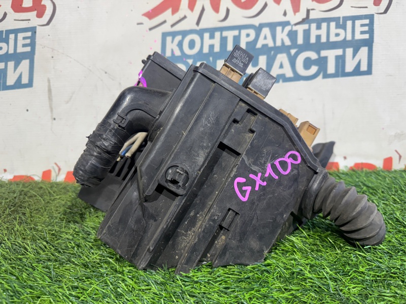 Блок предохранителей под капот TOYOTA MARK II GX100 1G-FE (б/у)