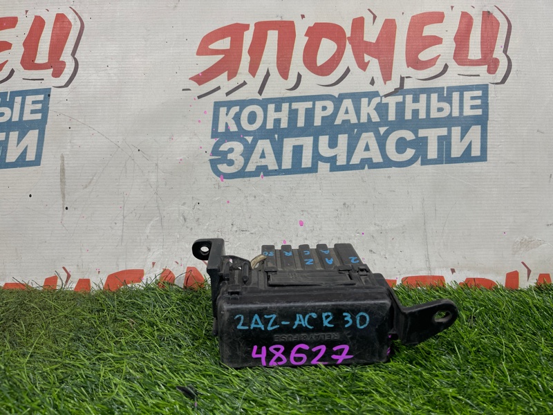 Блок предохранителей под капот TOYOTA ESTIMA ACR30 2AZ-FE (б/у)