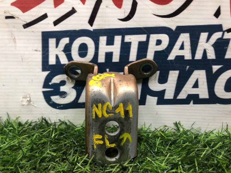 Петля двери NISSAN TIIDA NC11 HR15DE передняя левая (б/у)