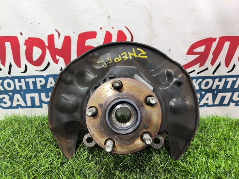 Ступица TOYOTA WISH ZNE10 1ZZ-FE 2006 передняя правая (б/у)