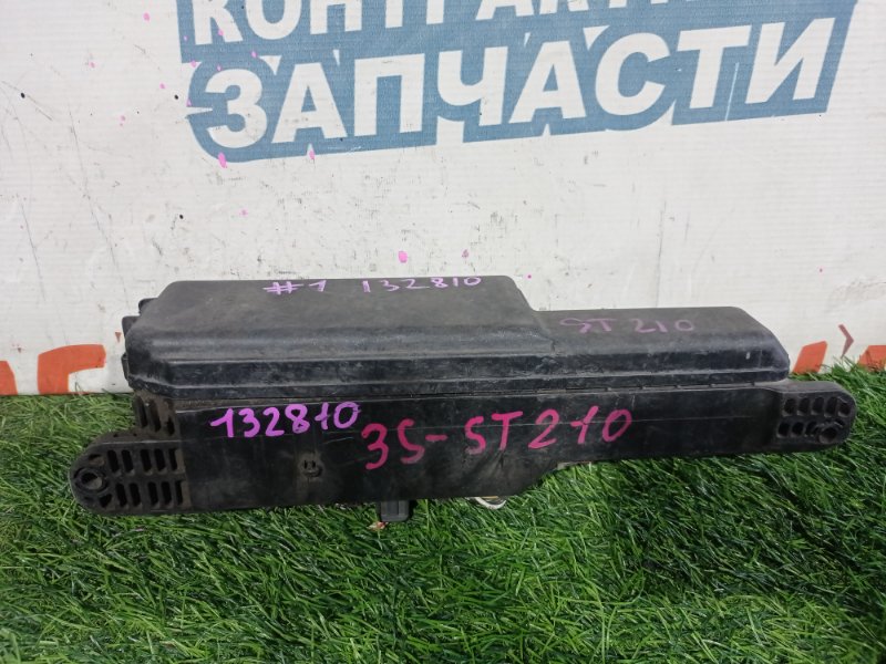 Блок предохранителей под капот TOYOTA CALDINA ST210 3S-FE (б/у)