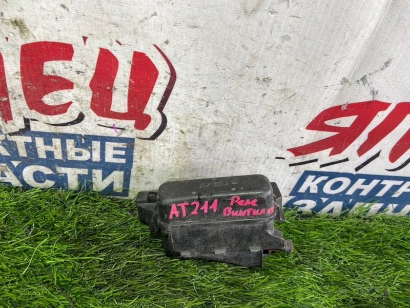 Блок реле TOYOTA CALDINA AT211 7A-FE (б/у)