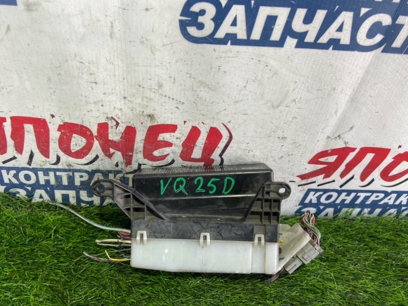 Блок предохранителей под капот NISSAN CEFIRO A33 VQ25DD (б/у)