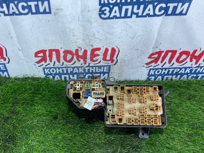 Блок предохранителей под капот TOYOTA CELICA ZZT230 1ZZ-FE (б/у)