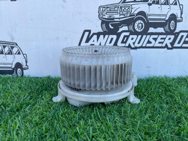 Мотор печки TOYOTA LAND CRUISER UZJ200 2UZ-FE (б/у)