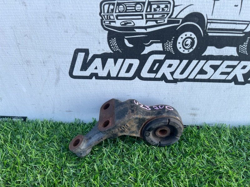 Подушка редуктора TOYOTA LAND CRUISER UZJ200 2UZ-FE передняя (б/у)