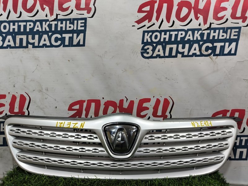 Решетка радиатора TOYOTA COROLLA RUNX NZE121 1NZ-FE 2002 (б/у)