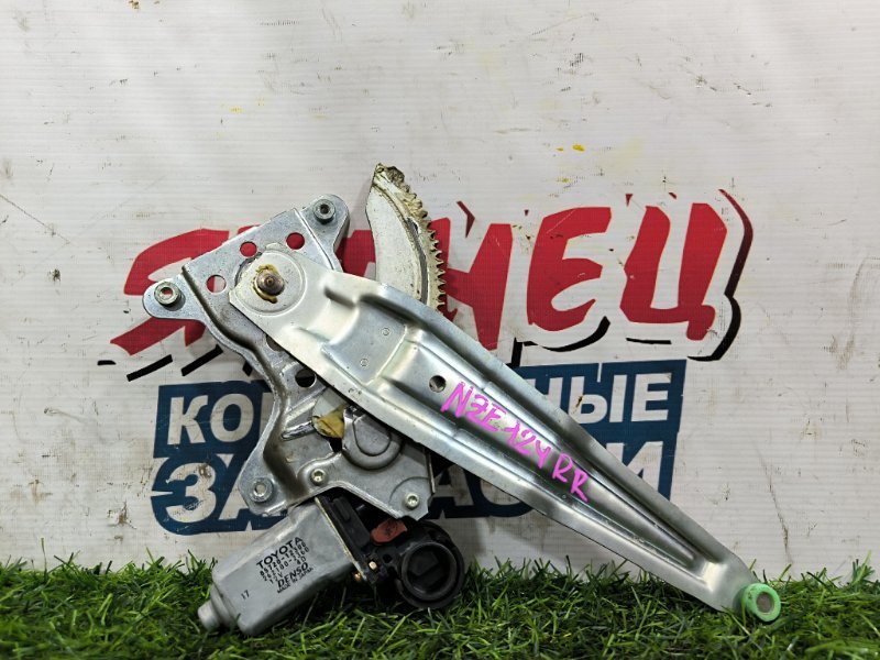 Стеклоподъемник TOYOTA COROLLA FIELDER NZE124 1NZ-FE 2002 задний правый (б/у)