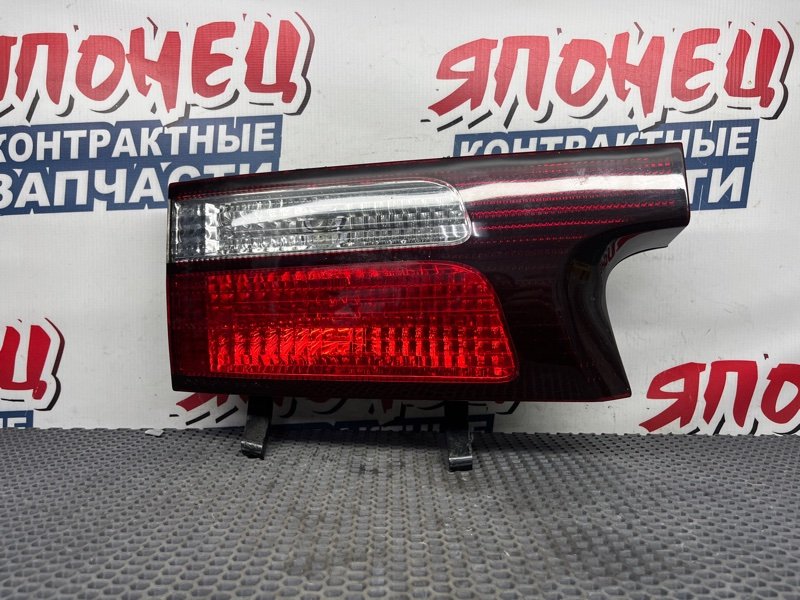 Вставка багажника TOYOTA ESTIMA ACR30 2AZ-FE 2005 задняя левая (б/у)
