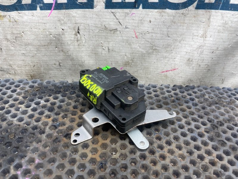 Сервопривод заслонок печки HONDA STEPWGN RF1 B20B (б/у)