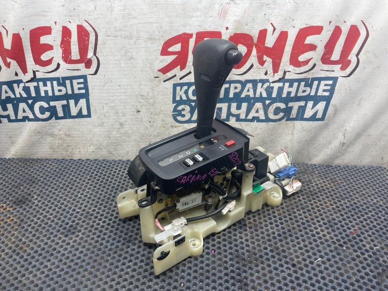 Рычаг переключения кпп TOYOTA CARINA ED ST202 3S-FE (б/у)