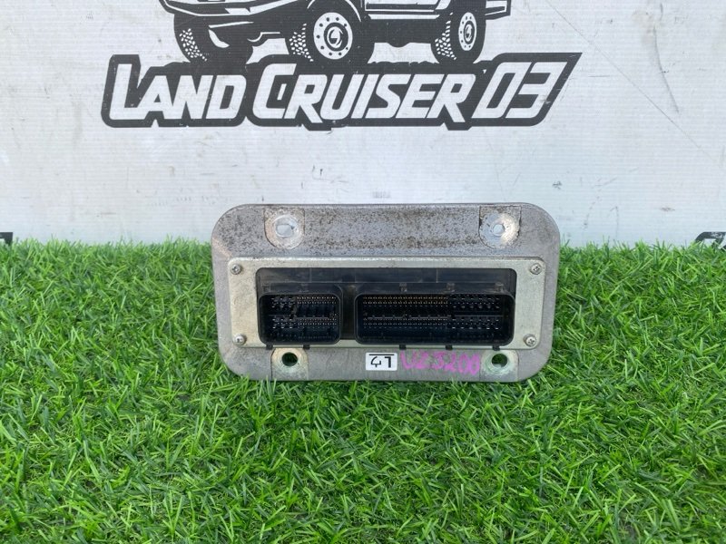 Блок управления EFI TOYOTA LAND CRUISER UZJ200 2UZ-FE (б/у) Блок управления EFI TOYOTA LAND CRUISER UZJ200 2UZ-FE (б/у)