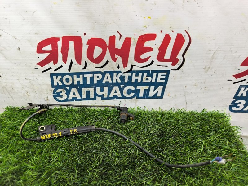 Датчик abs TOYOTA COROLLA SPACIO NZE121 1NZ-FE передний правый (б/у)