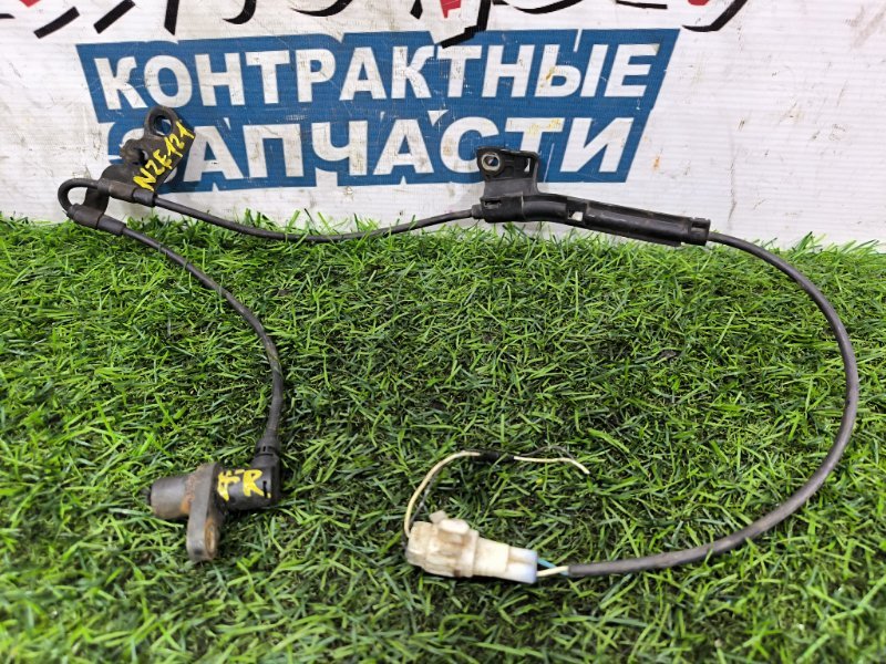 Датчик abs TOYOTA COROLLA SPACIO NZE121 1NZ-FE передний правый (б/у)