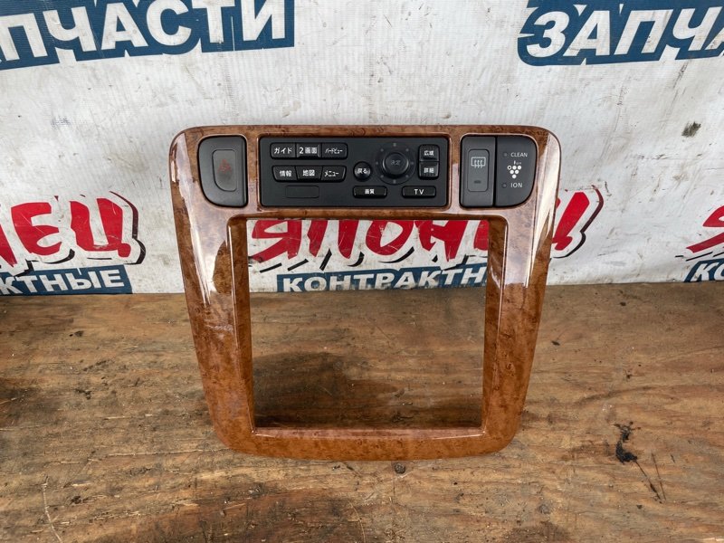 Консоль магнитофона NISSAN LIBERTY RM12 QR20DE (б/у)