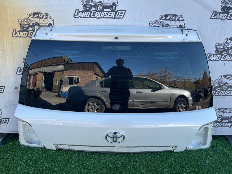 Дверь багажника TOYOTA LAND CRUISER UZJ200 2UZ-FE (б/у)