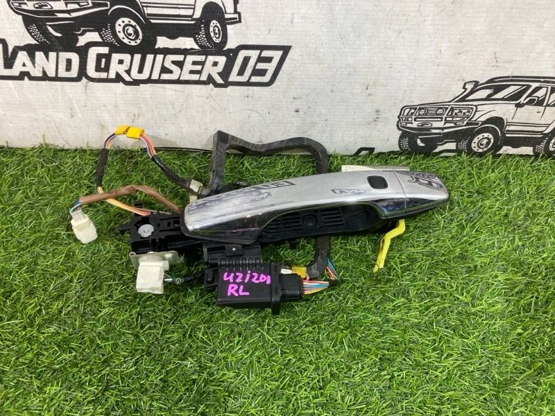 Ручка двери внешняя TOYOTA LAND CRUISER UZJ200 2UZ-FE задняя левая (б/у)