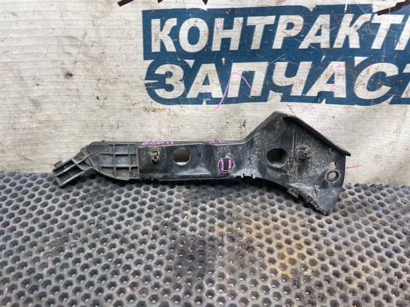 Крепление бампера TOYOTA PLATZ SCP11 1SZ-FE переднее правое (б/у)