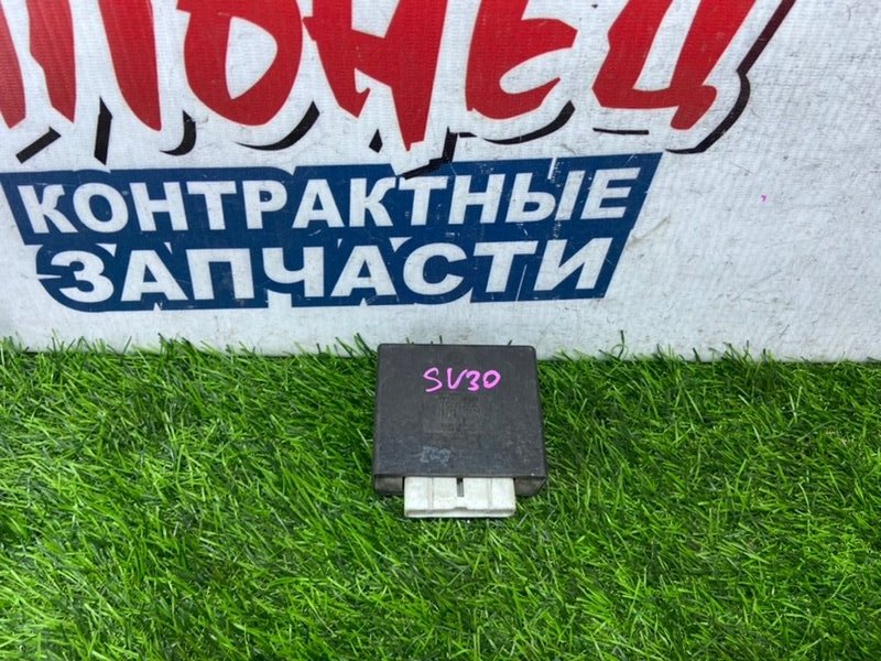 Блок управления стеклоочистителем TOYOTA CAMRY SV30 4S-FE (б/у)