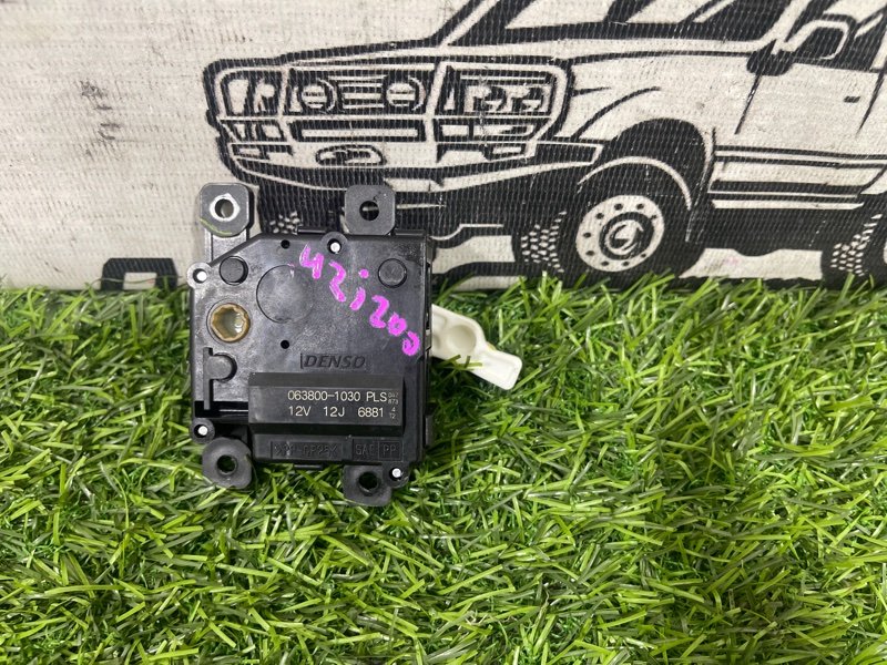 Сервопривод заслонок печки TOYOTA LAND CRUISER UZJ200 2UZ-FE (б/у)