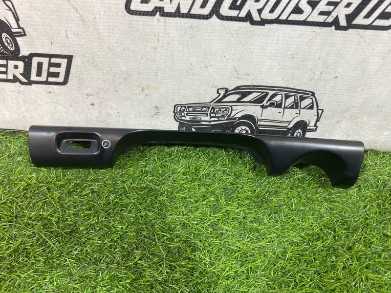 Консоль панели приборов TOYOTA LAND CRUISER UZJ100 2UZ-FE (б/у) Консоль панели приборов TOYOTA LAND CRUISER UZJ100 2UZ-FE (б/у)