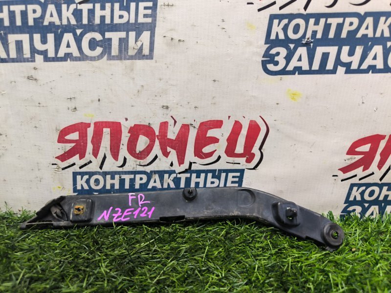 Крепление бампера TOYOTA COROLLA SPACIO NZE124 1NZ-FE 2002 переднее правое (б/у)