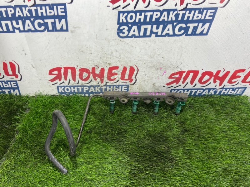 Форсунка TOYOTA RAUM NCZ20 1NZ-FE (б/у) Форсунка TOYOTA RAUM NCZ20 1NZ-FE (б/у)