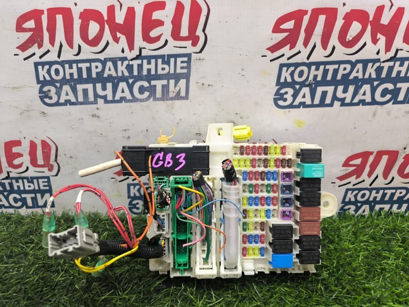Блок предохранителей салона HONDA FREED GB3 L15A (б/у)